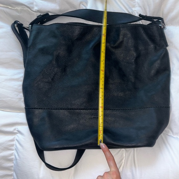 Like new Roots Hobo bag - Picture 9 of 10